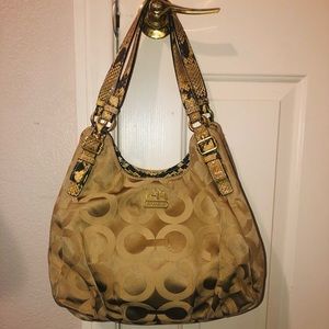 Coach purse in good condition